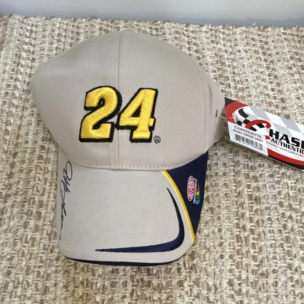 Jeff Gordon #24 NASCAR DuPont Motorsports Signed Hat Cap Chase Authentics
